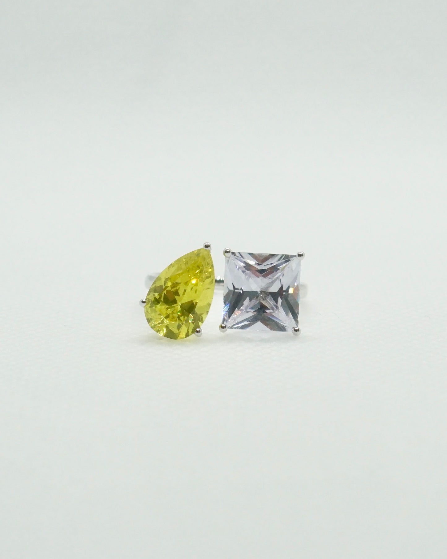 Toi Et Moi Yellow Lilac Ring